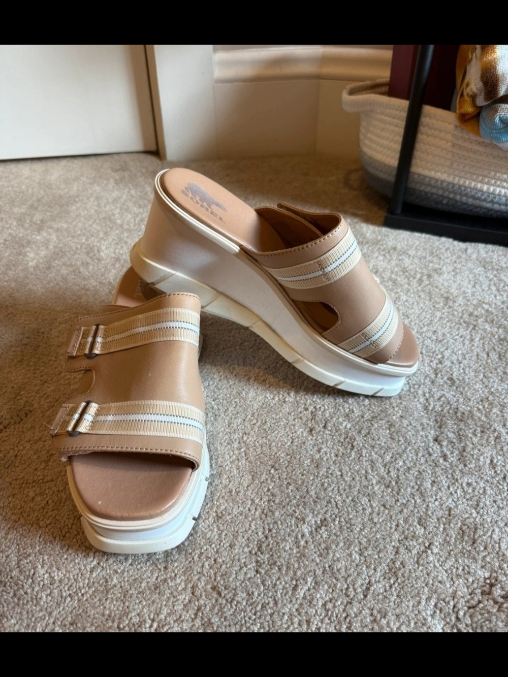 Sorel Women's Tan Platform Slide Sandals with White Straps